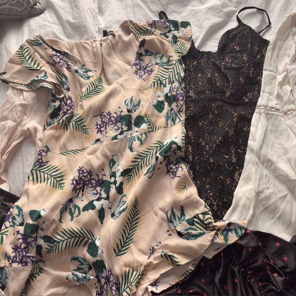 5pk For Love and Lemons 🍋 dresses bundle of five - Picture 12 of 14